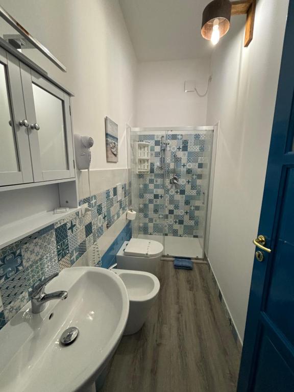 Ένα μπάνιο στο A Patedda