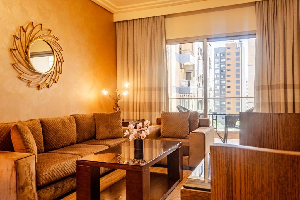 Posezení v ubytování Britannia Suites