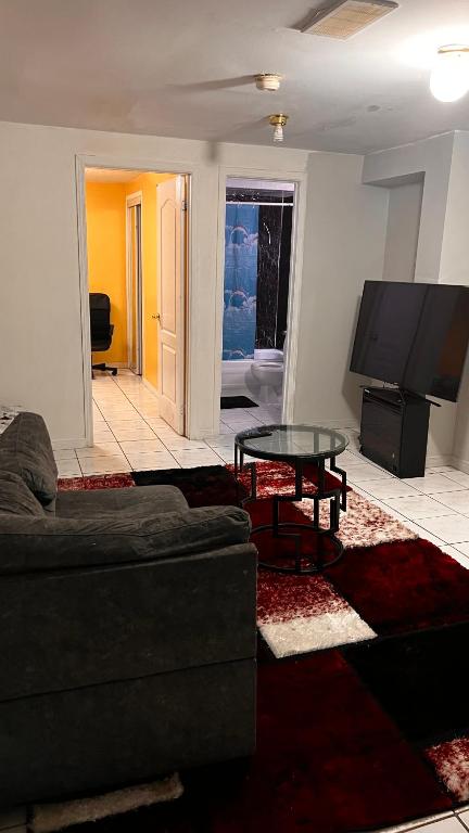 TV a/nebo společenská místnost v ubytování Cozy private room