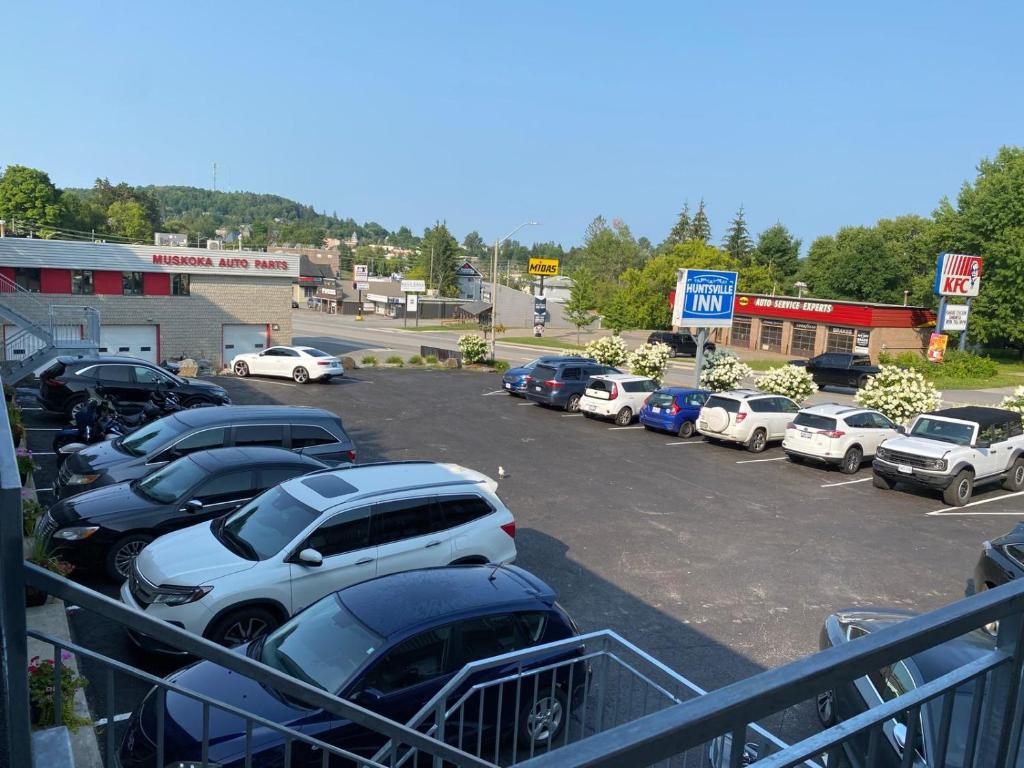 Fotografie z fotogalerie ubytování Huntsville Inn v destinaci Huntsville