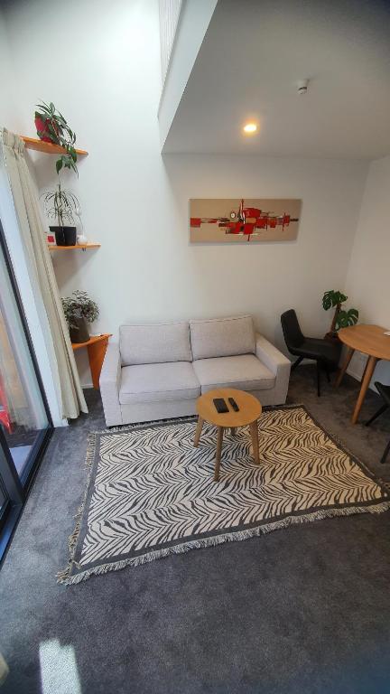 Modern Loft in Christchurch CBD with Private Courtyard - Resim 10