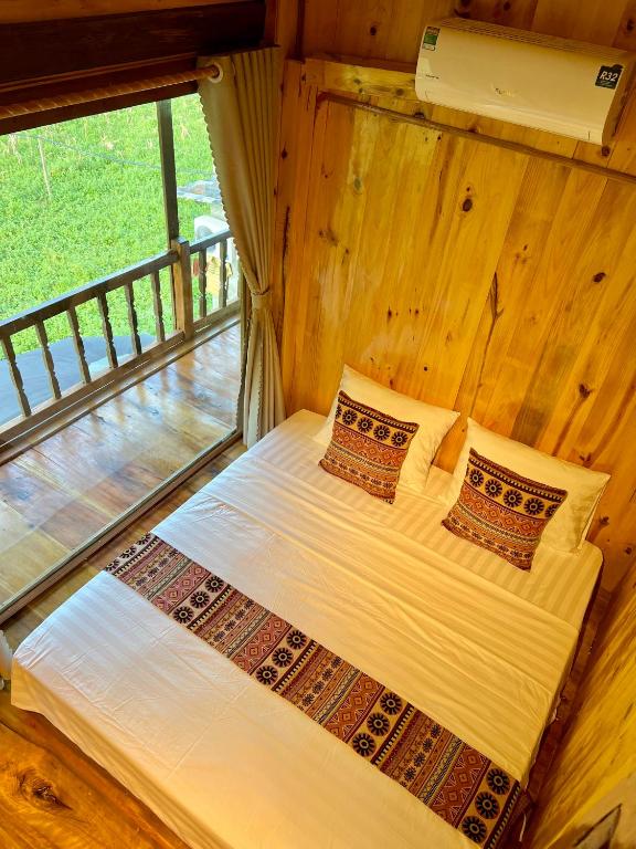 Postel nebo postele na pokoji v ubytování Muong Tra Stream Homestay