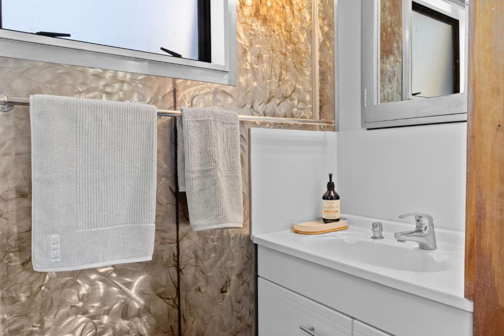 Beach Road Charmer - Resim 3