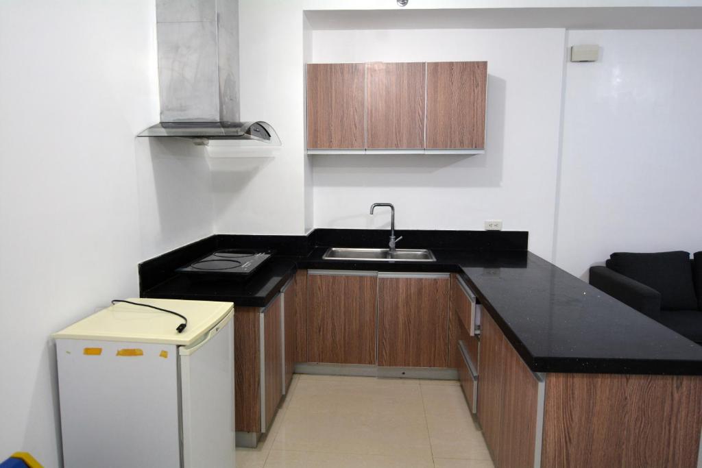 BALAI Condominiums - Deluxe Queen Studio