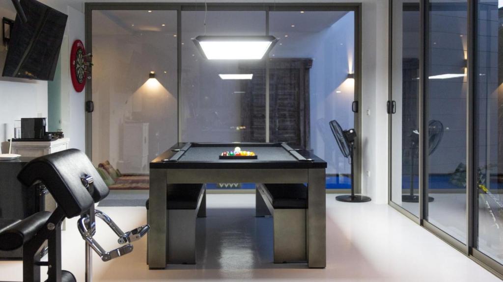 Fotografie z fotogalerie ubytování Luxurious Beachfront Five Bedrooms Bella Samui Beach Villa v destinaci Ko Samui