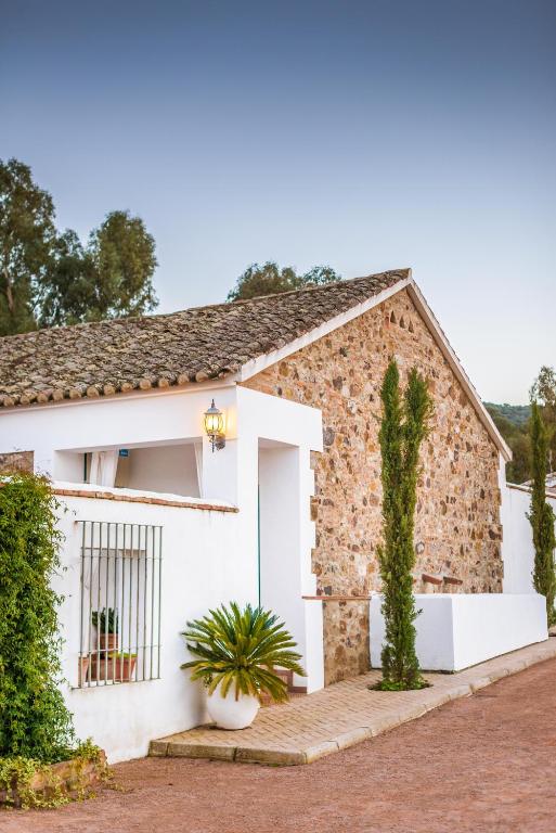The building in which the country house is located