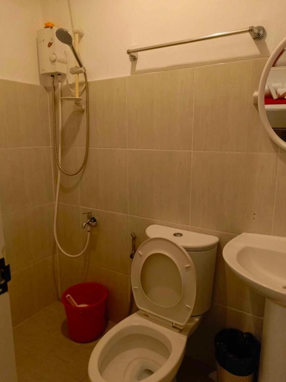 Koupelna v ubytování Ecoland 88 Apartelle & Suite