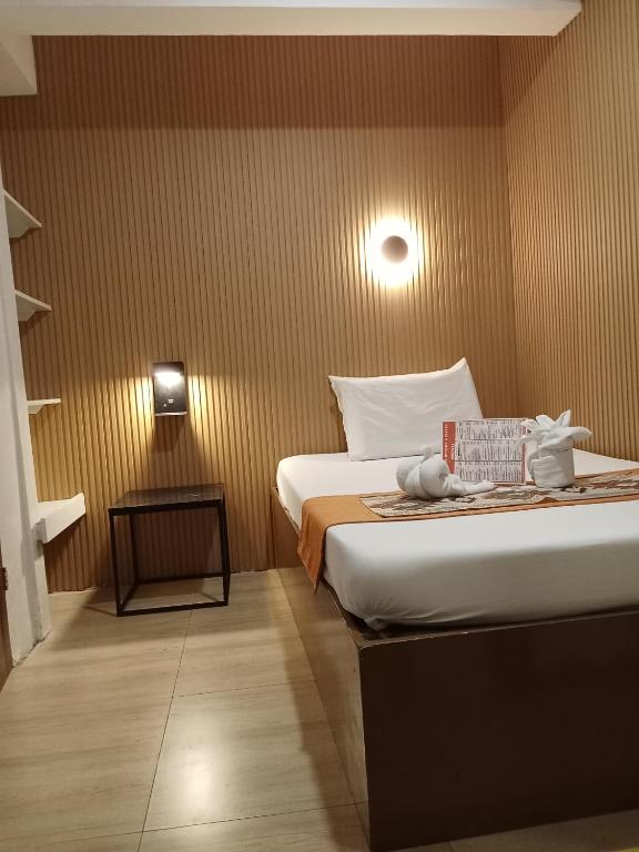 Postel nebo postele na pokoji v ubytování Airport Hostel Manila
