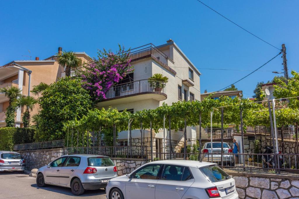 Budova, kde se apartmán nachází