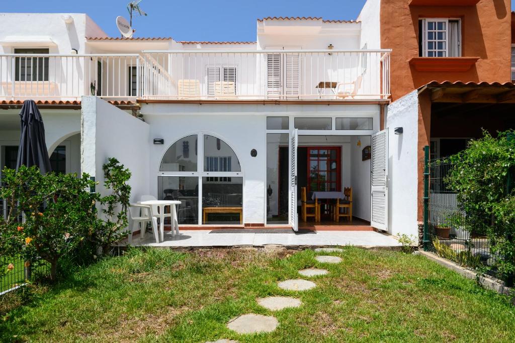 Το κτήριο όπου στεγάζεται  η παραθεριστική κατοικία