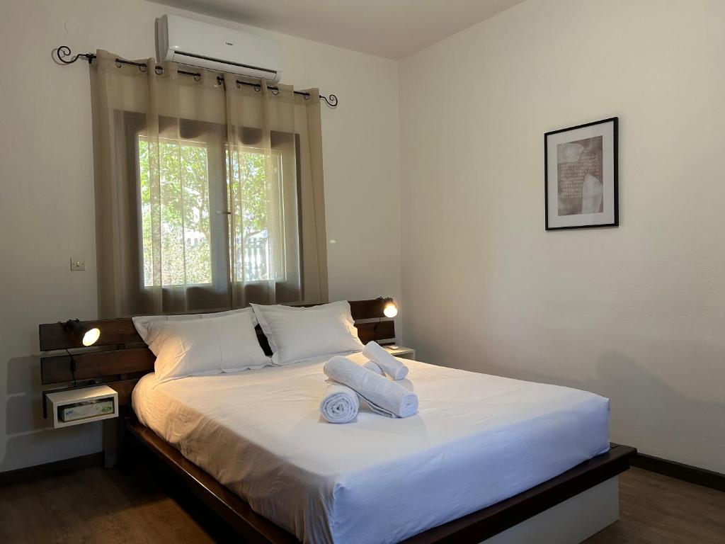 Artemis Airport Stay, Artemida (updated prices 2026)