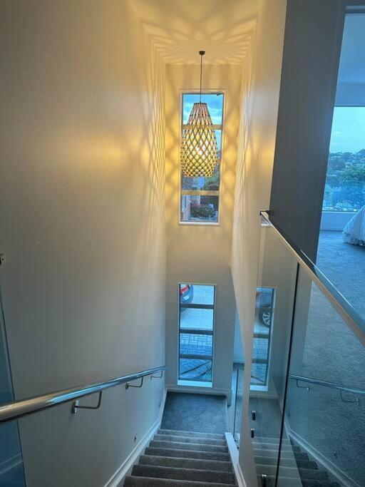 Seaviews central with Airport Proximity\ - Resim 15