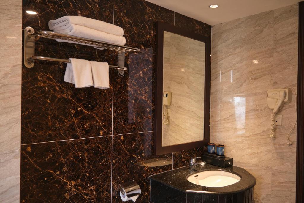 Minasi Premium Hotel - 10