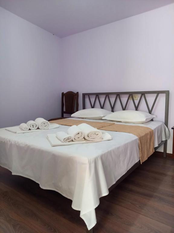 Postel nebo postele na pokoji v ubytování SELINA GUEST HOUSE
