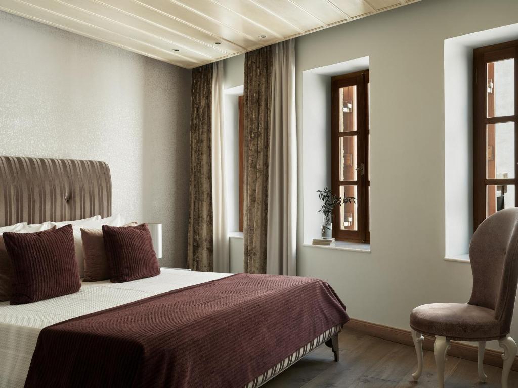 
Executive Suite with King Size Bed
