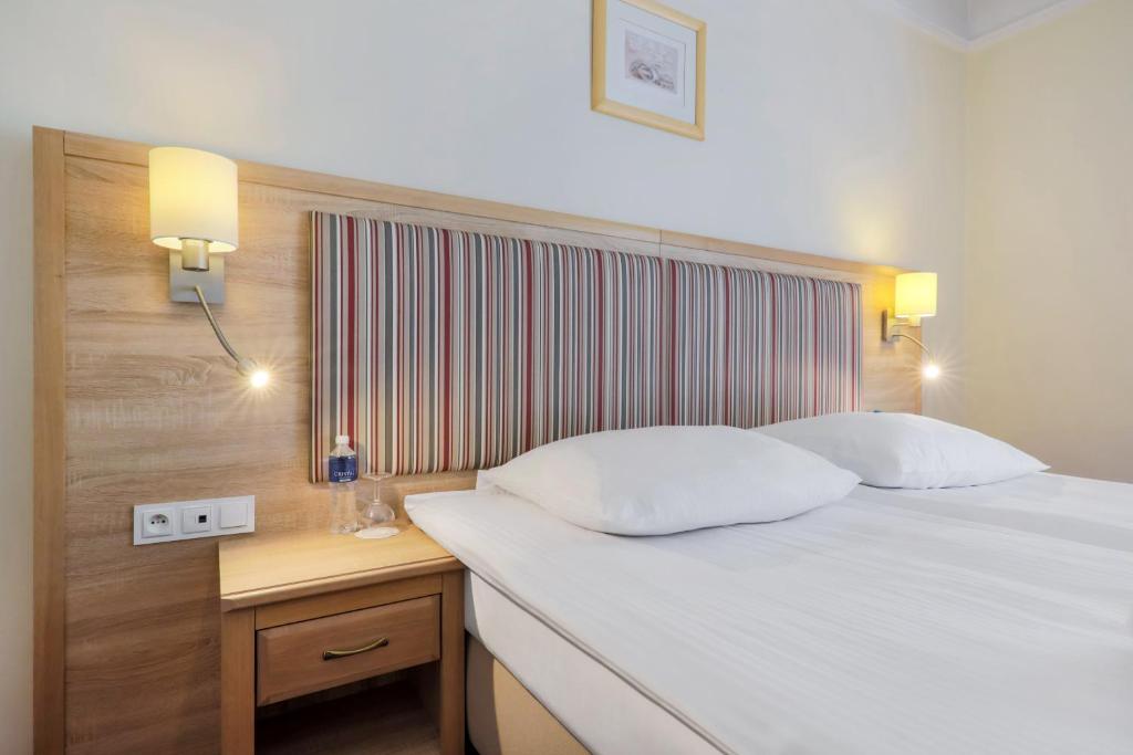 Papuga Park Hotel Wellness Marrakesz & SPA - Kamercomfort Met Een Groot Bed Of Twee Apart