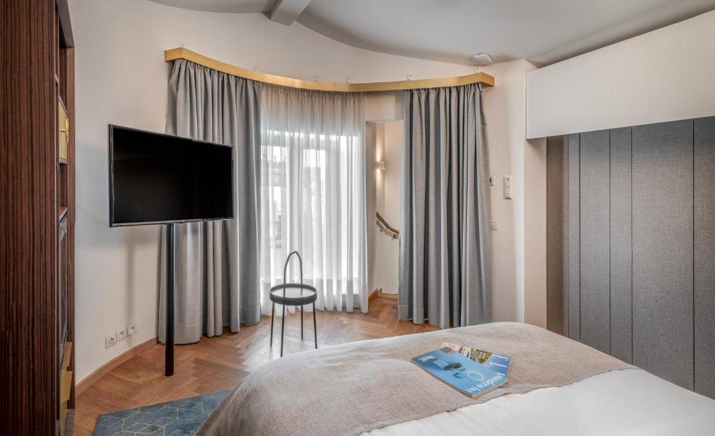 Mottl House by Adrez - Resim 12