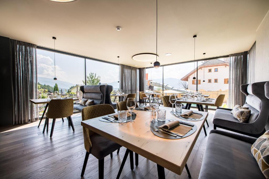 Posedenie v ubytovaní Hotel Sonnenheim