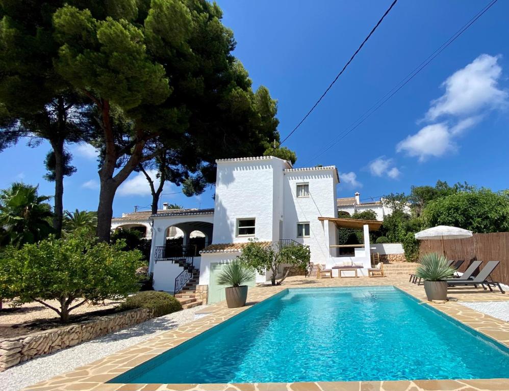 Πισίνα στο ή κοντά στο Casa Calma met nieuw zwembad en nabij zee