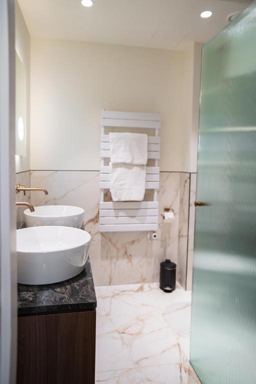 Ambassade Hotel - Resim 14