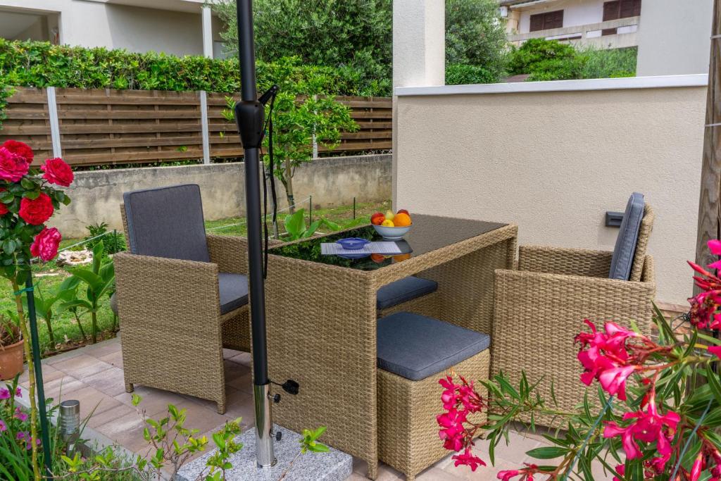 Część wypoczynkowa w obiekcie Apartment Jadran Baška
