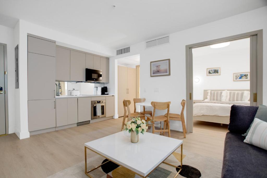 Kuchyň nebo kuchyňský kout v ubytování Vonder Miami Beach - Unit 9