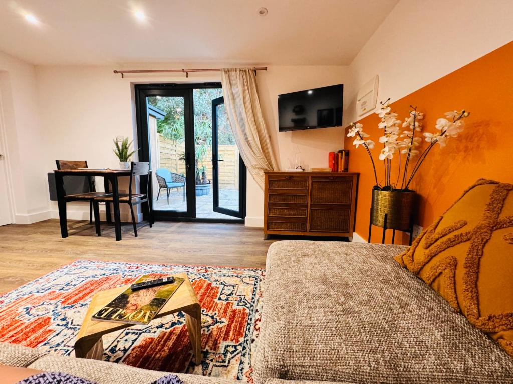 Picture of The Hideout - private luxury cabin near the sea with garden area, sea ...
