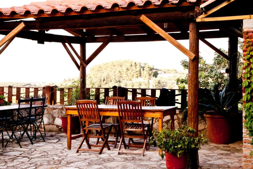 Restaurace v ubytování Tsivaras Villas