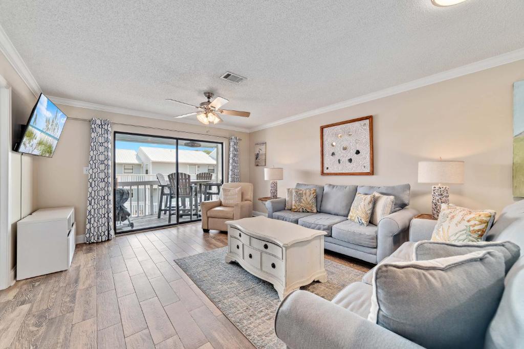 Photo de la galerie de l'établissement Bayview Unit 70, à Orange Beach