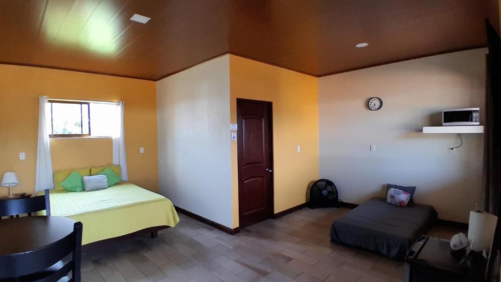 Posezení v ubytování Villas Orosi Valley Lodge
