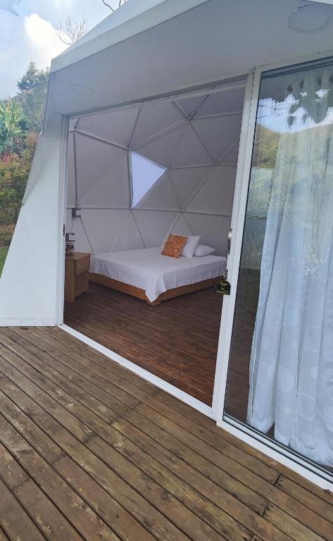 Rainbow Glamping - 标准家庭房