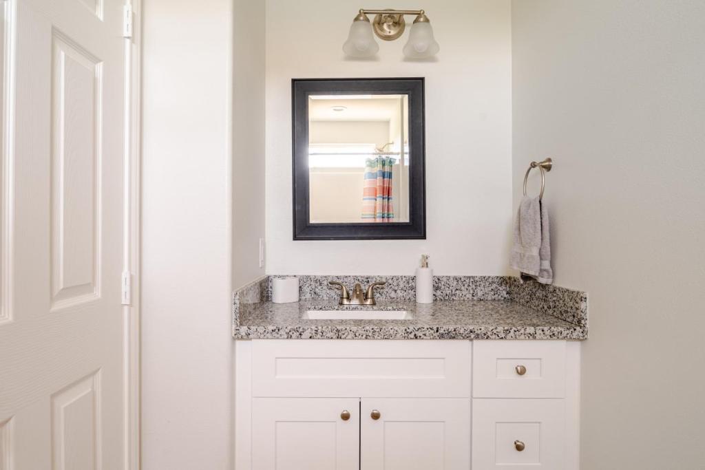 Koupelna v ubytování Sunset Bellini with Hot Tub