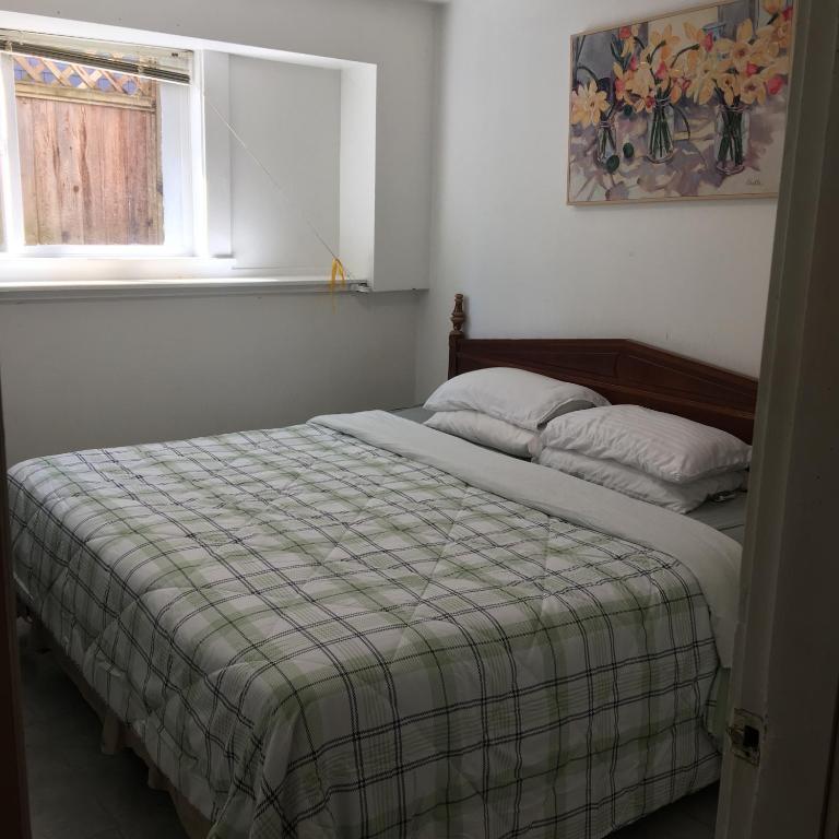 Postel nebo postele na pokoji v ubytování Linda guesthouse