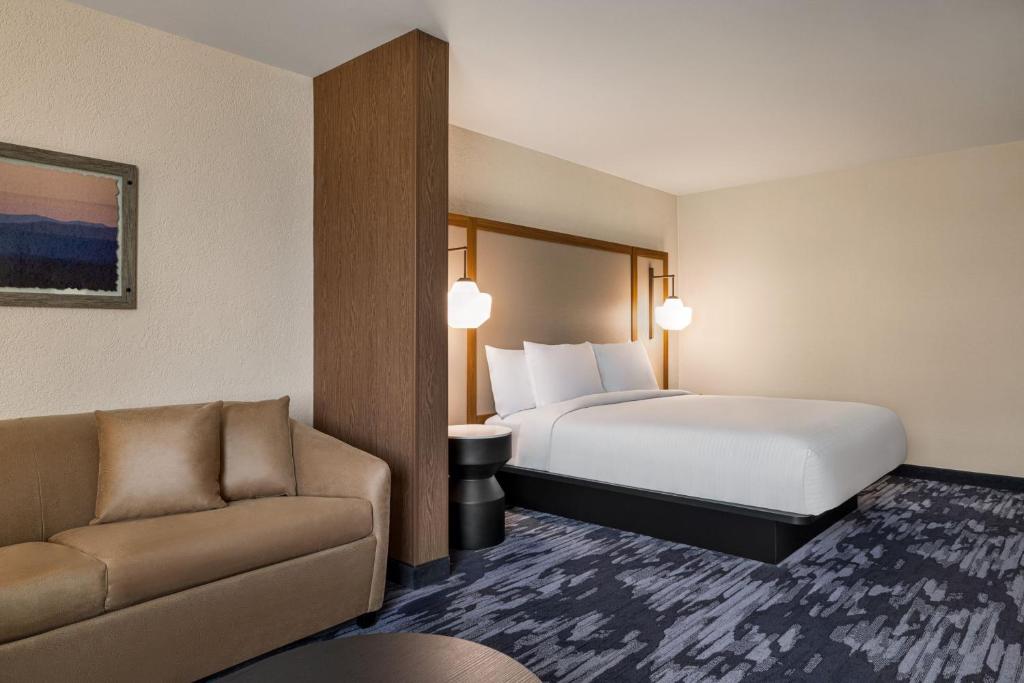 Fairfield by Marriott Inn & Suites Madison South - 