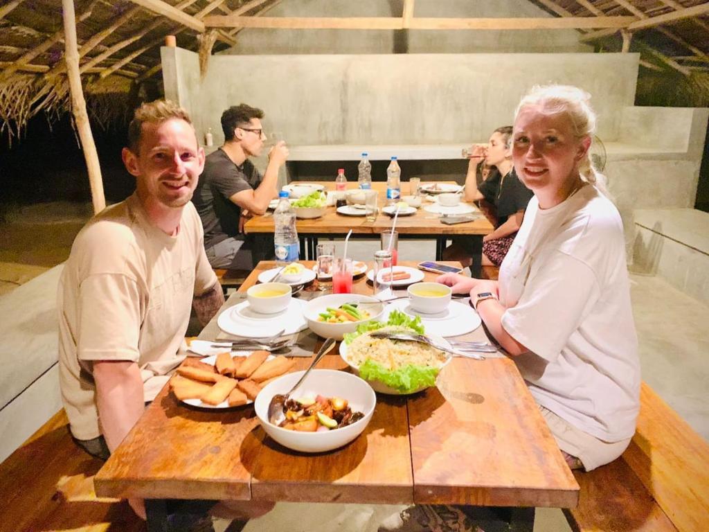 Jídlo v luxury tent nebo okolí