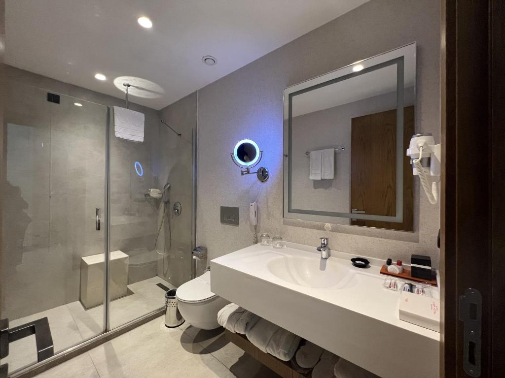 رزرو هتل و هاستل، Cher Hotel & Spa Istanbul Taksim, آژانس هواپیمایی آسمان سپید
