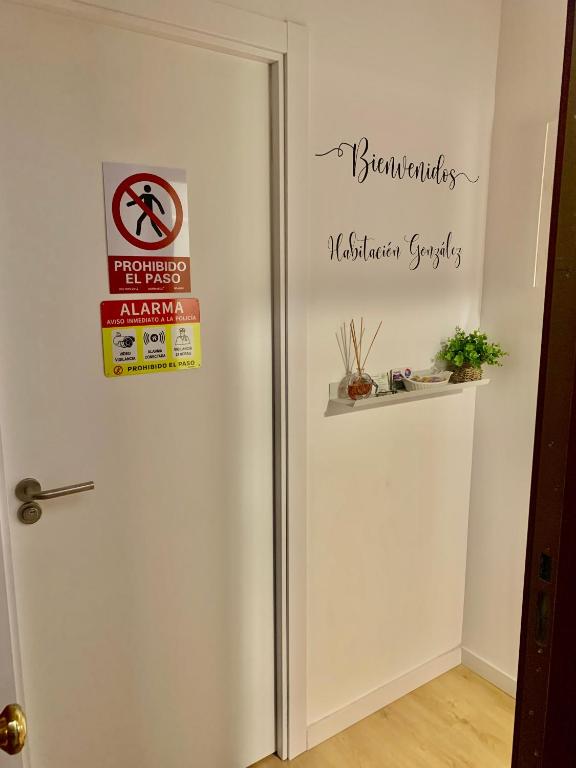 Certifikát, ocenenie alebo iný dokument vystavený v ubytovaní Habitación González