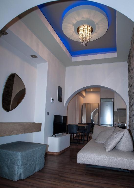 Sia's Retreat 2 Modern Apt Athens Riviera