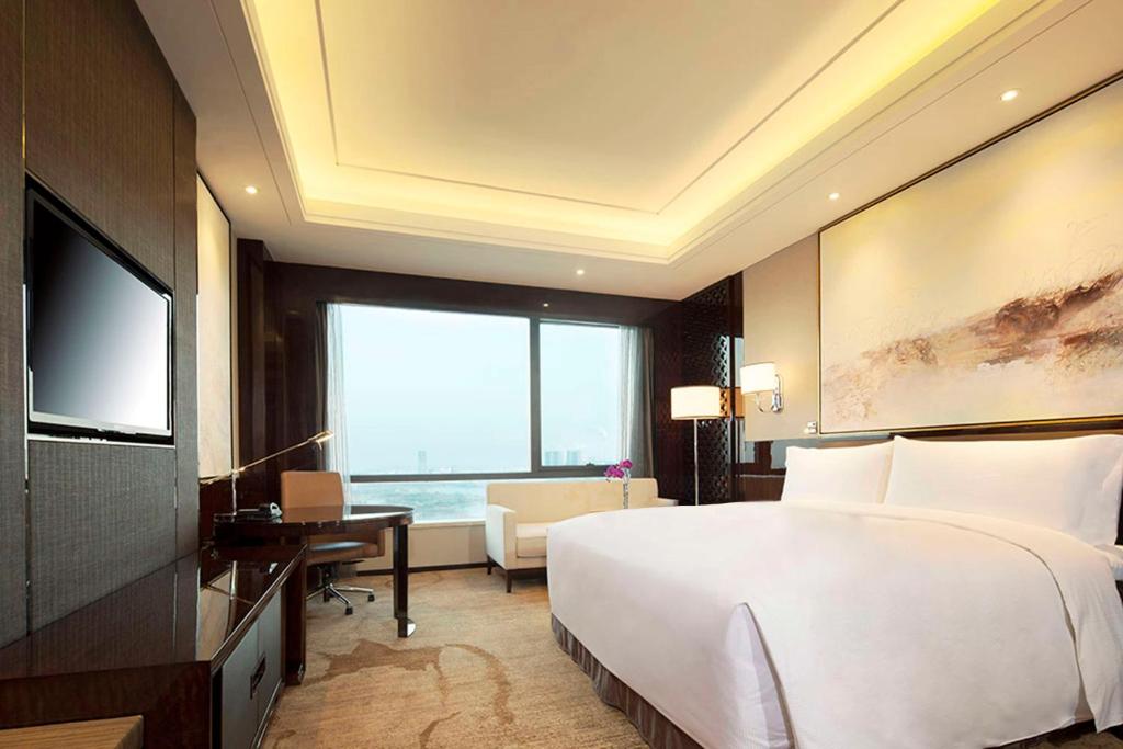 DoubleTree By Hilton Anhui - Executive King Room