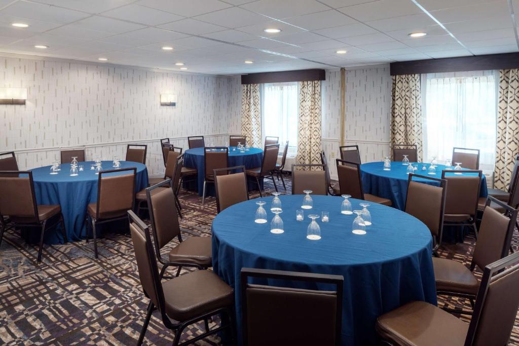 Restaurace v ubytování DoubleTree by Hilton Princeton