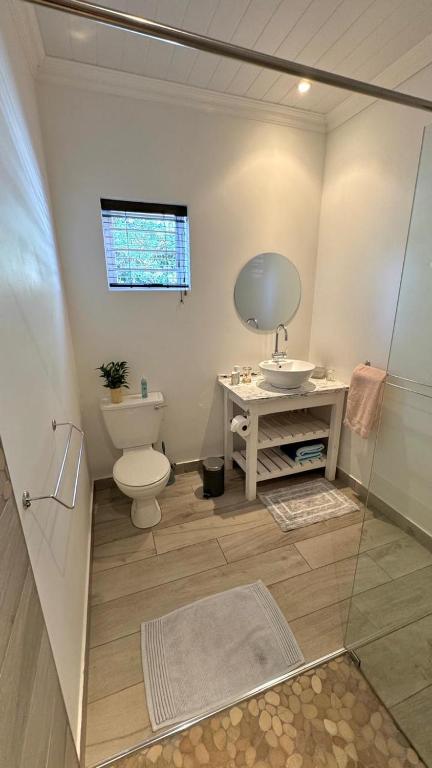 Plett57 - Self Catering - Room No1 - Image 8