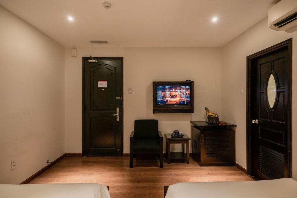 Phòng Deluxe 2 Giường đơn - Không có Cửa sổ