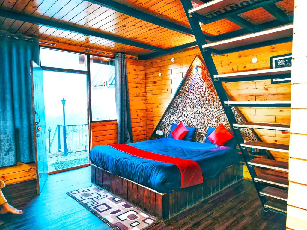 Snowind Cottages - Family Room With Mountain View
