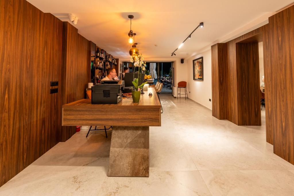 Posezení v ubytování Ruby Hotel Prishtina
