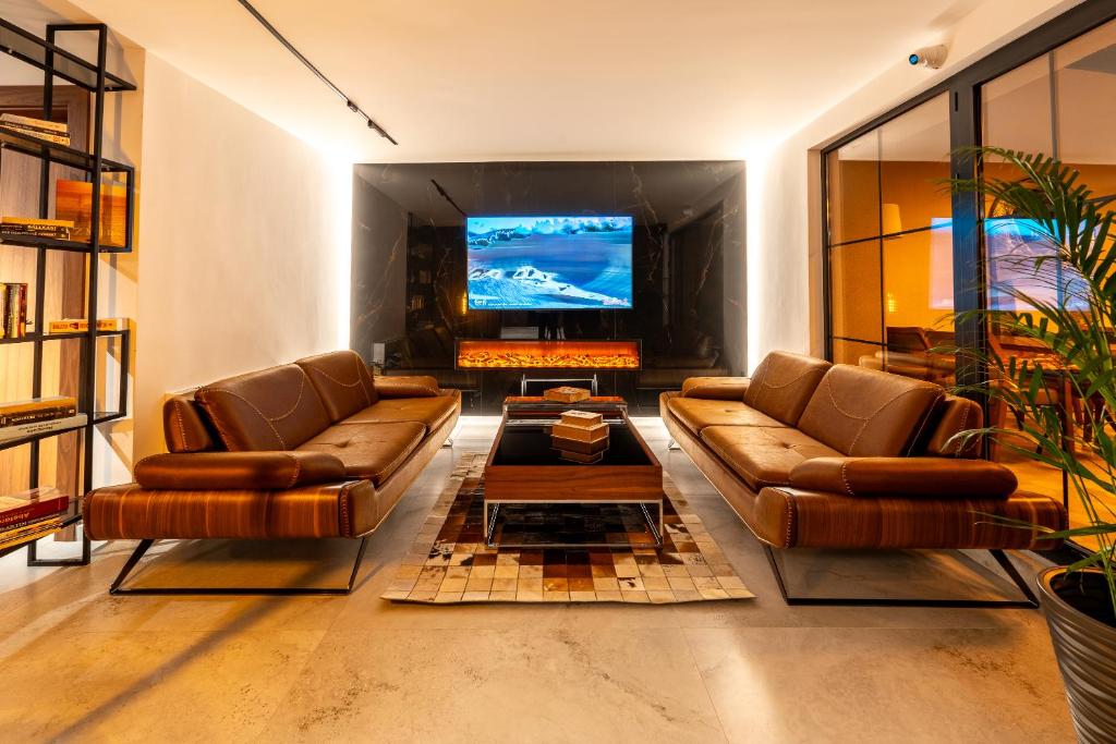 Posezení v ubytování Ruby Hotel Prishtina