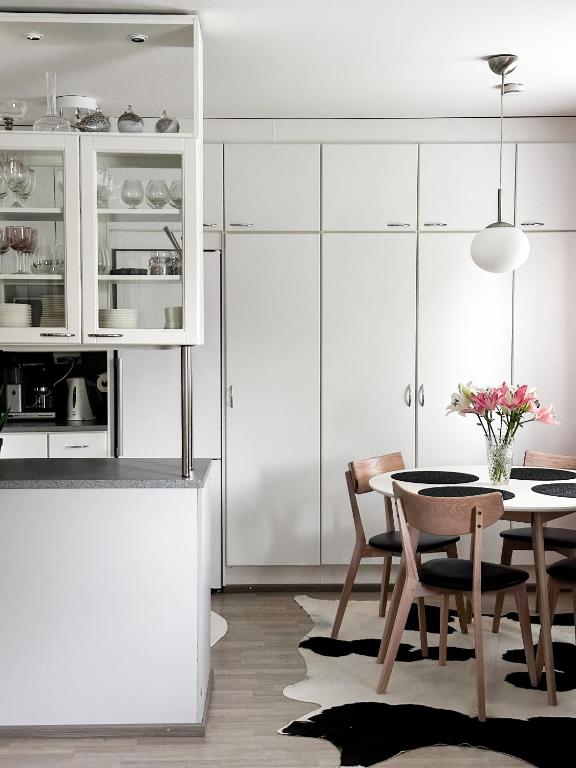 Peaceful apartment in city photo