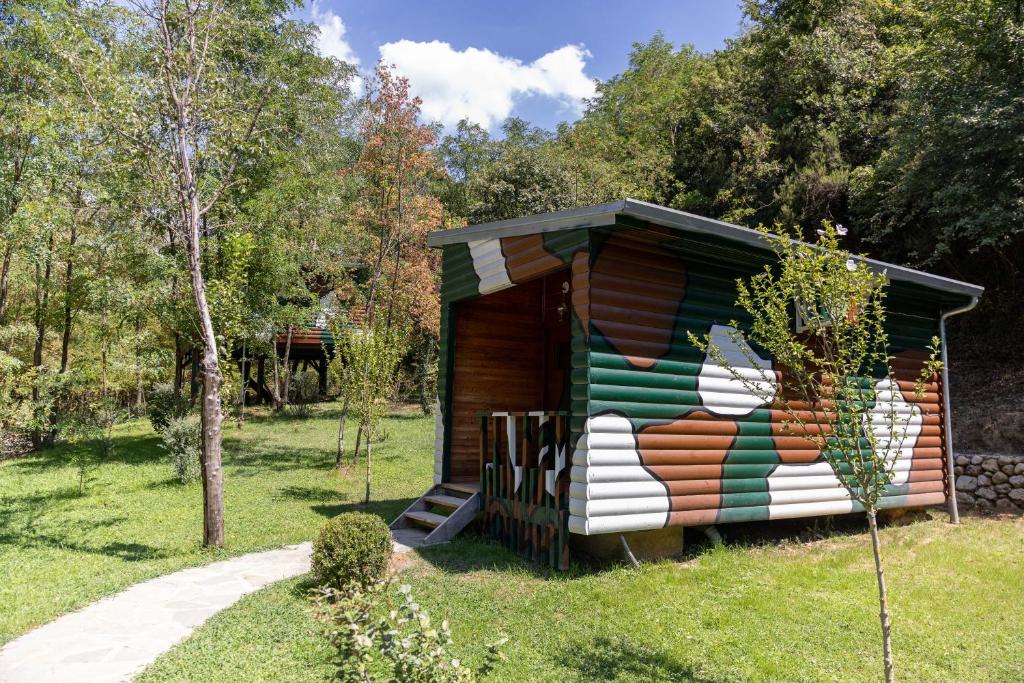 Kazerma e Cerenit - Chalet
