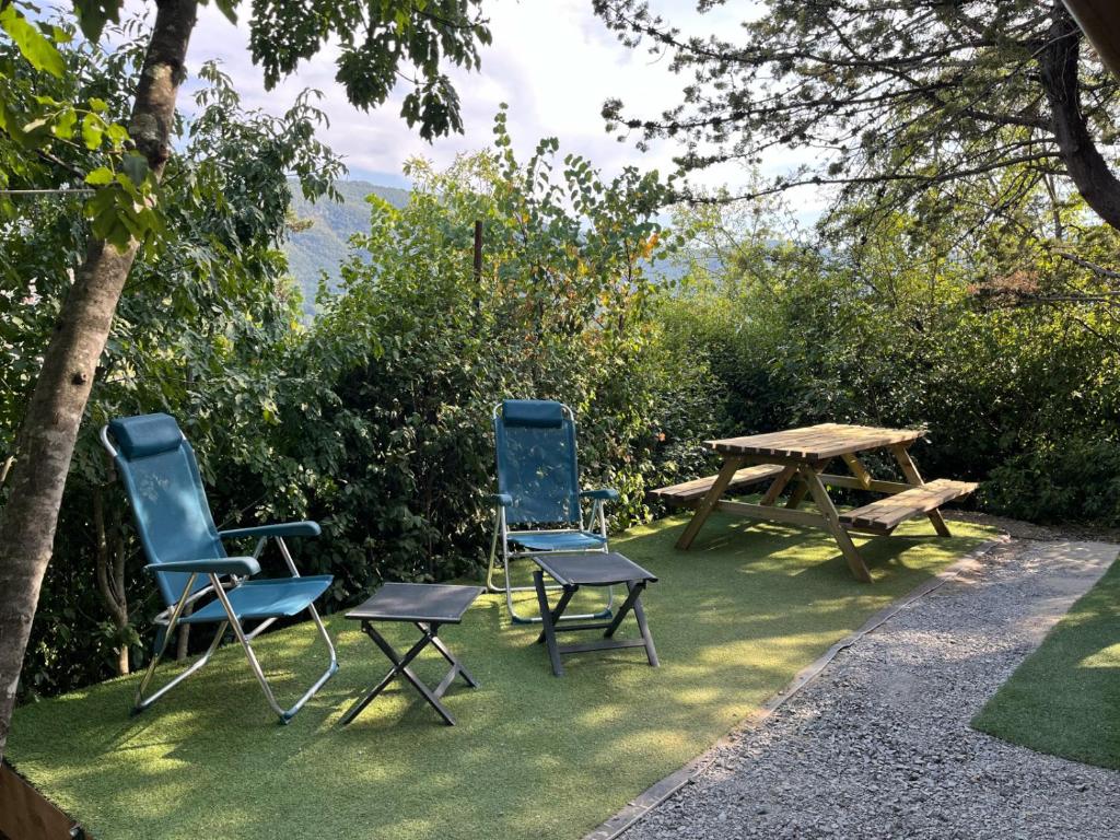 Příroda nedaleko luxury tent