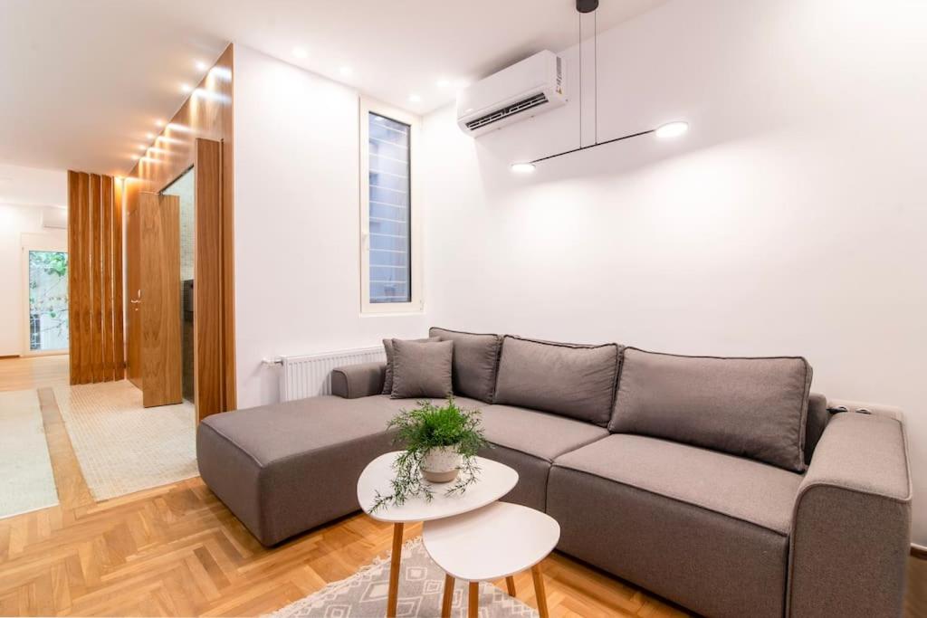 Athens GEM Apart- Prime Location