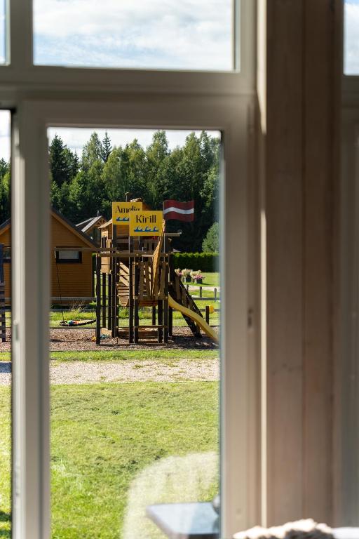 Herní místnost nebo prostor pro děti v ubytování Forrest Guest House Ameli